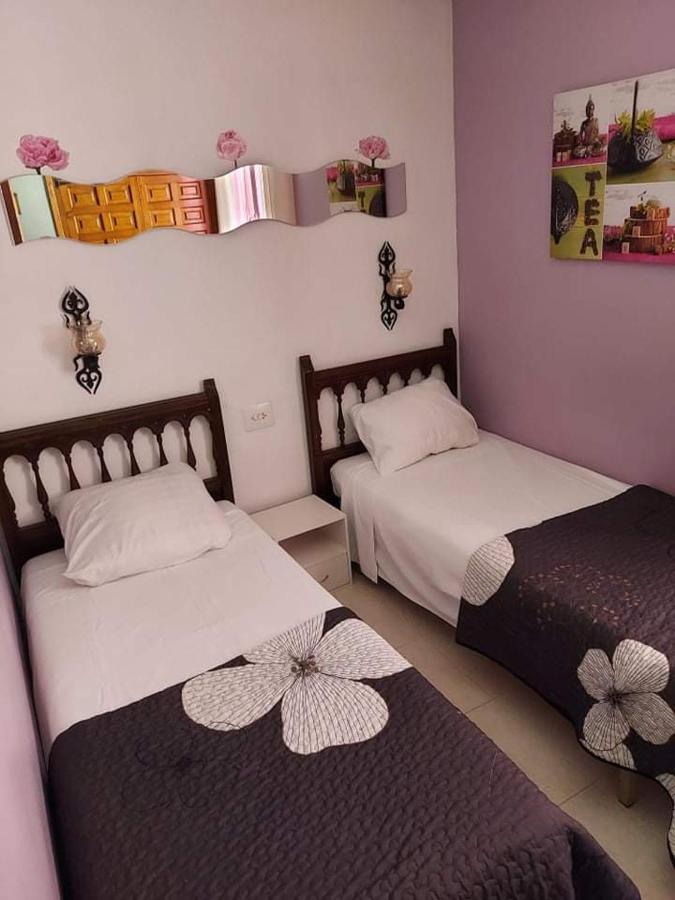 Casa Dobrada Apartment Бениса Екстериор снимка